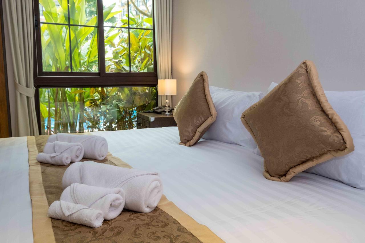 The Symphony Suites Pattaya Praia de Jomtien Exterior foto